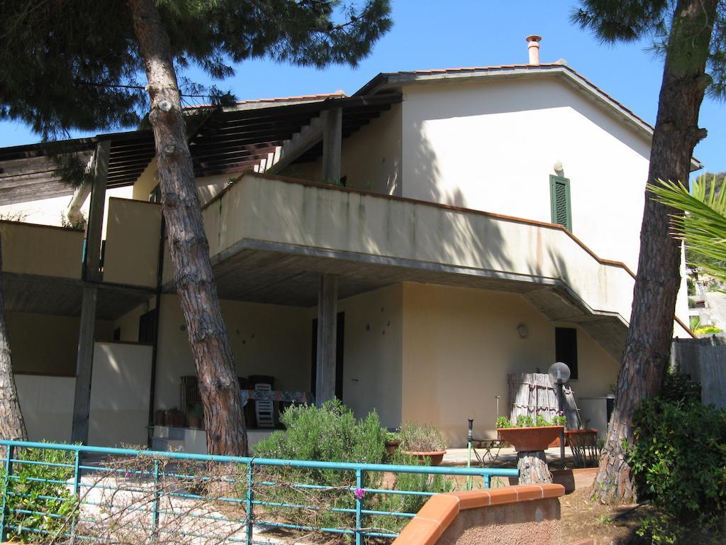 Ferienwohnung Gli Oleandri Capoliveri  Zimmer foto
